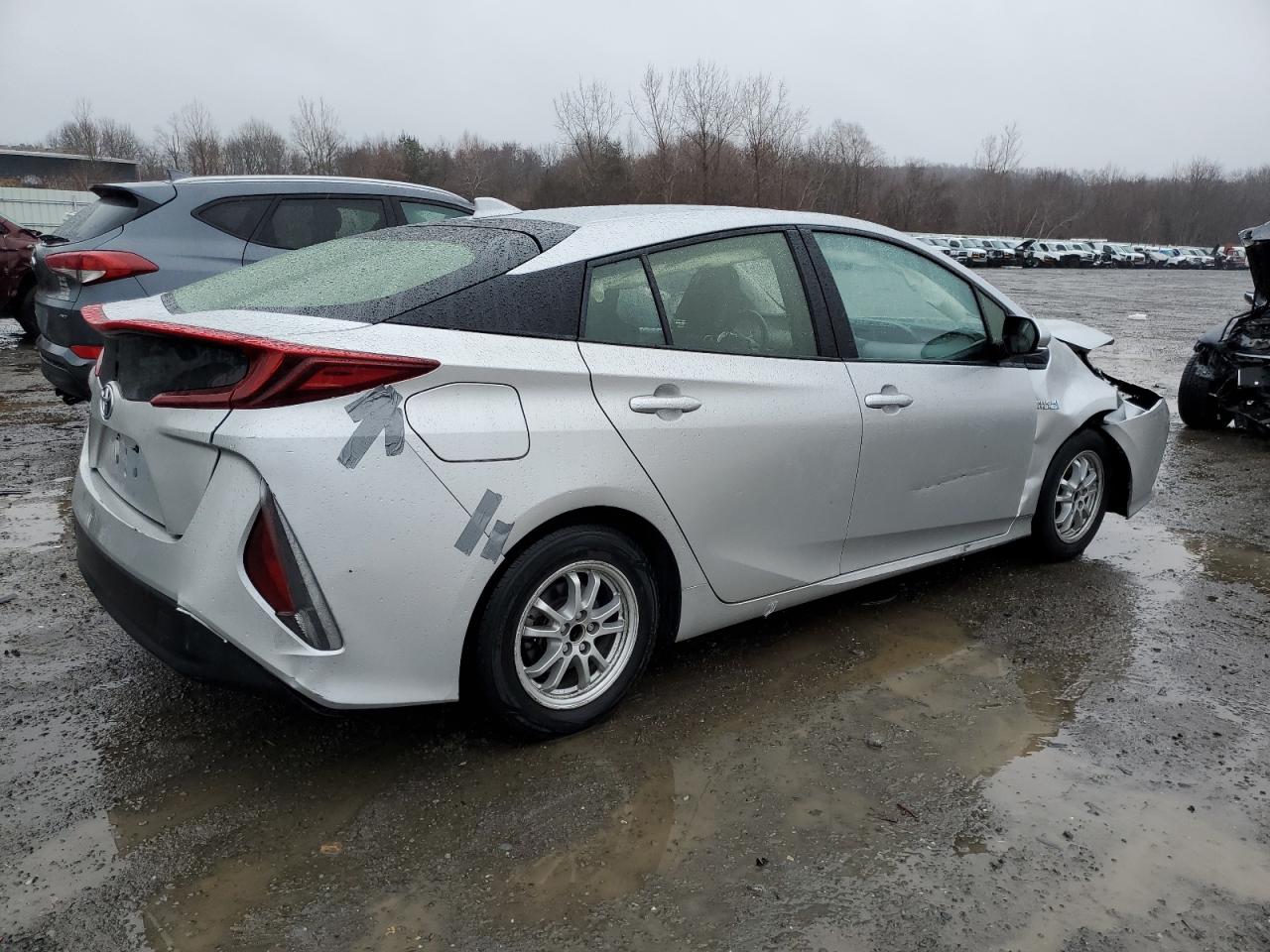2017 Toyota Prius VIN JTDKARFP7H3044294 Copart auction photo, front end / minor dent/scratches damage thumbnail 3