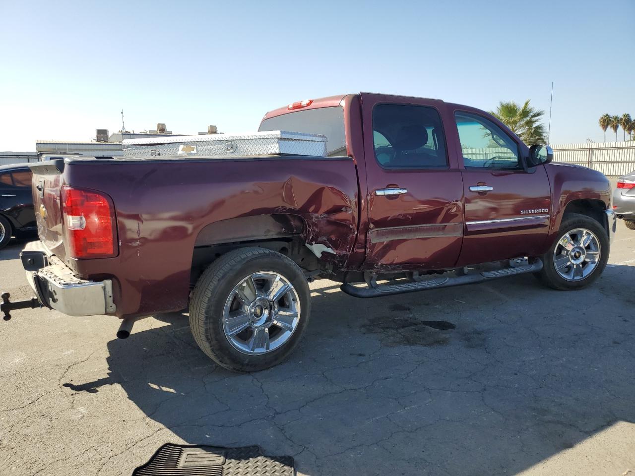 2013 Chevrolet Silverado VIN 3GCPCSE02DG122113 Copart auction photo, side / rear end damage thumbnail 3