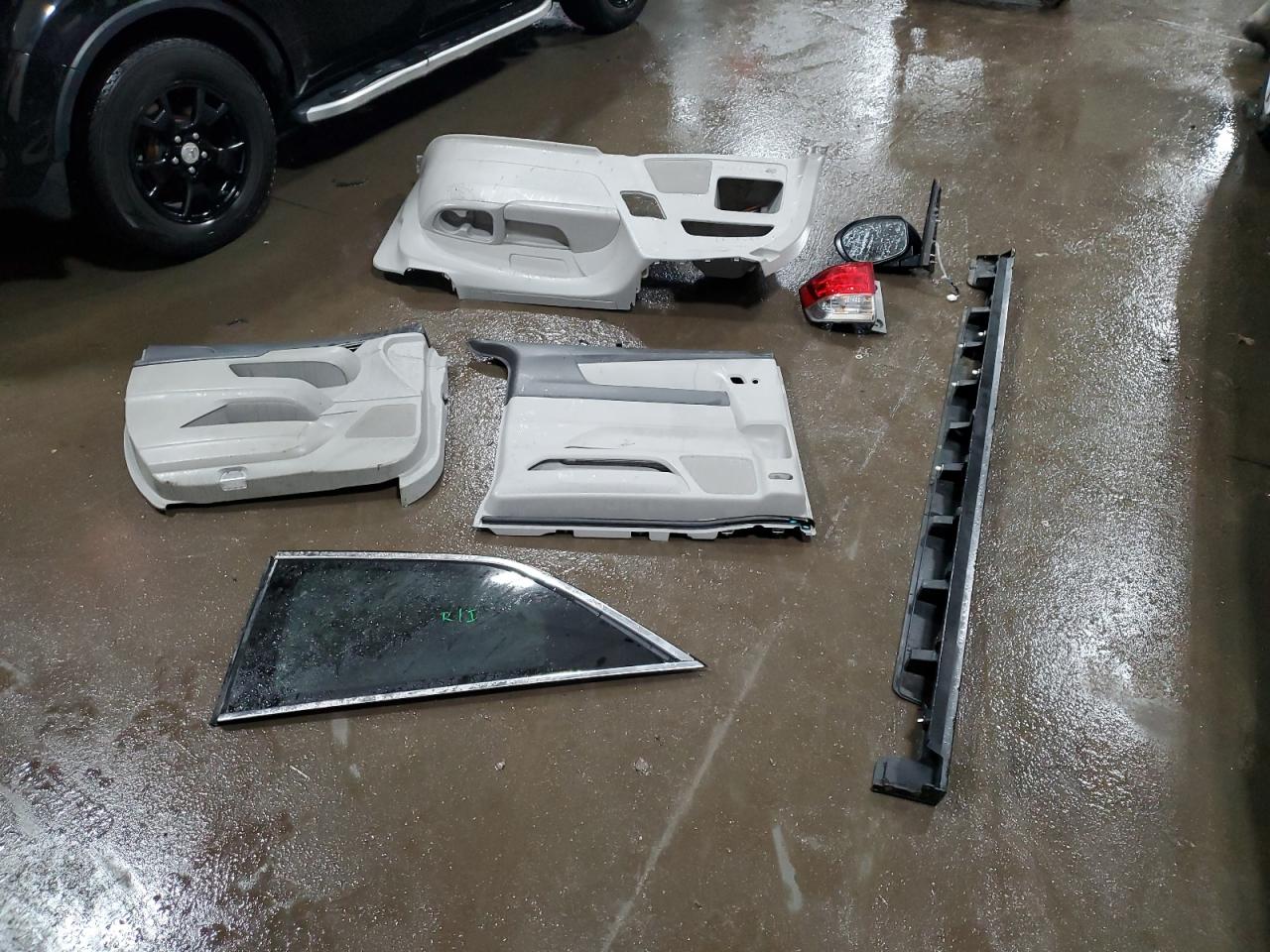 2015 Honda Odyssey VIN 5FNRL5H64FB029211 Copart auction photo, rear end / side damage thumbnail 14