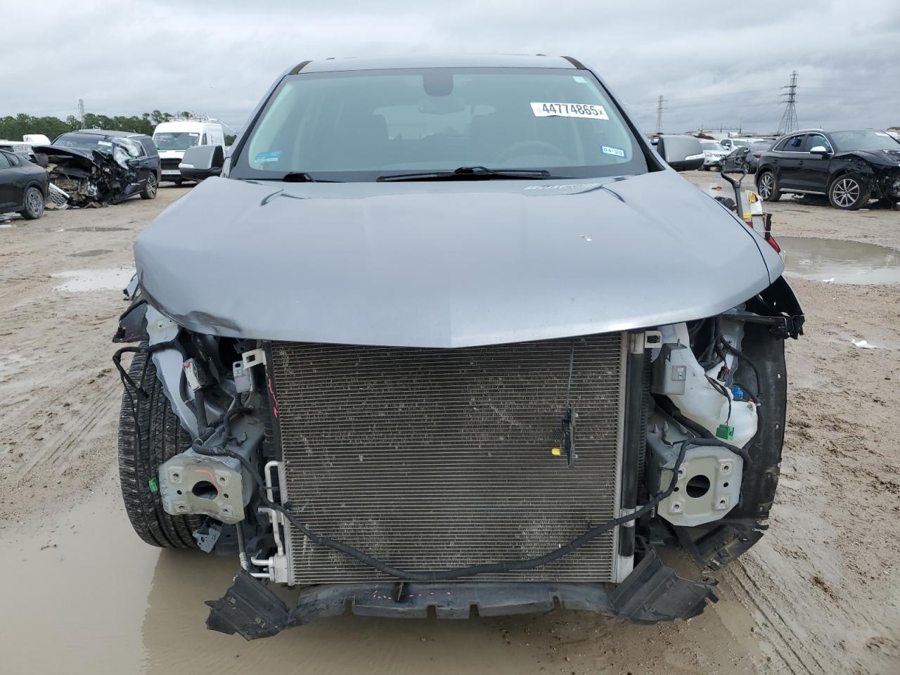 2021 Chevrolet Traverse VIN 1GNERHKW2MJ163235 Copart auction photo, front end / side damage thumbnail 5