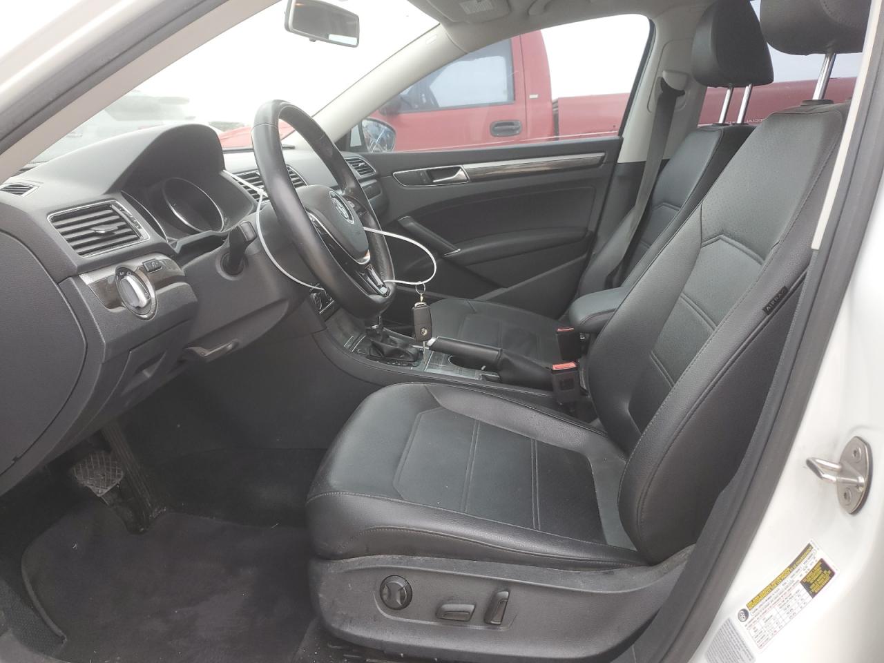 2018 Volkswagen Passat VIN 1VWBA7A35JC011001 Copart auction photo, rear end / side damage thumbnail 7