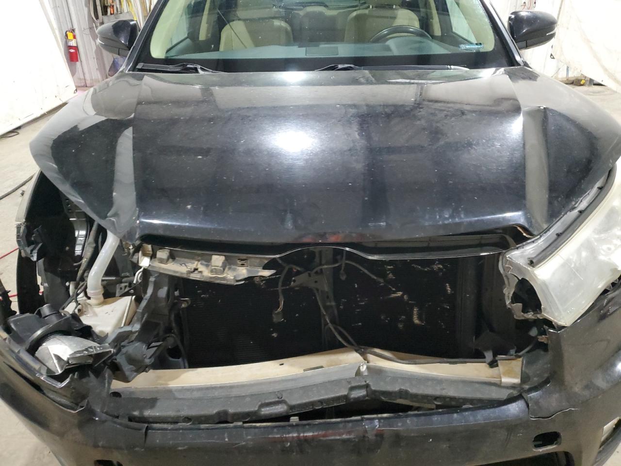 2015 Toyota Highlander VIN 5TDDKRFH4FS133833 Copart auction photo, front end / side damage thumbnail 13