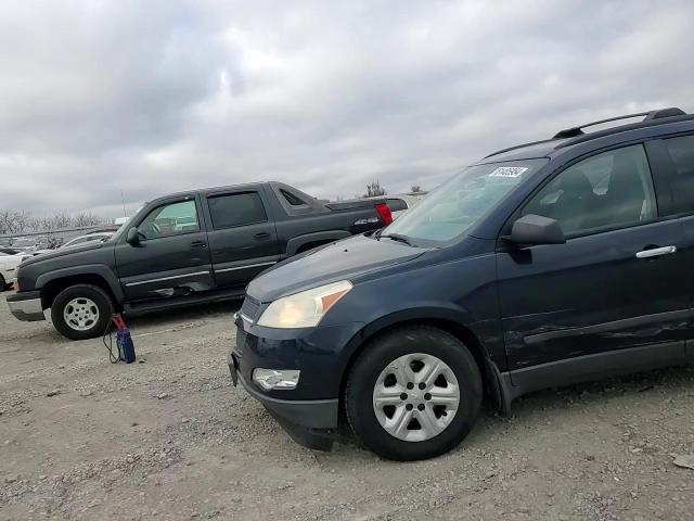 2010 Chevrolet Traverse VIN 1GNLVEED9AJ237533 Copart auction photo, side / minor dent/scratches damage thumbnail 11
