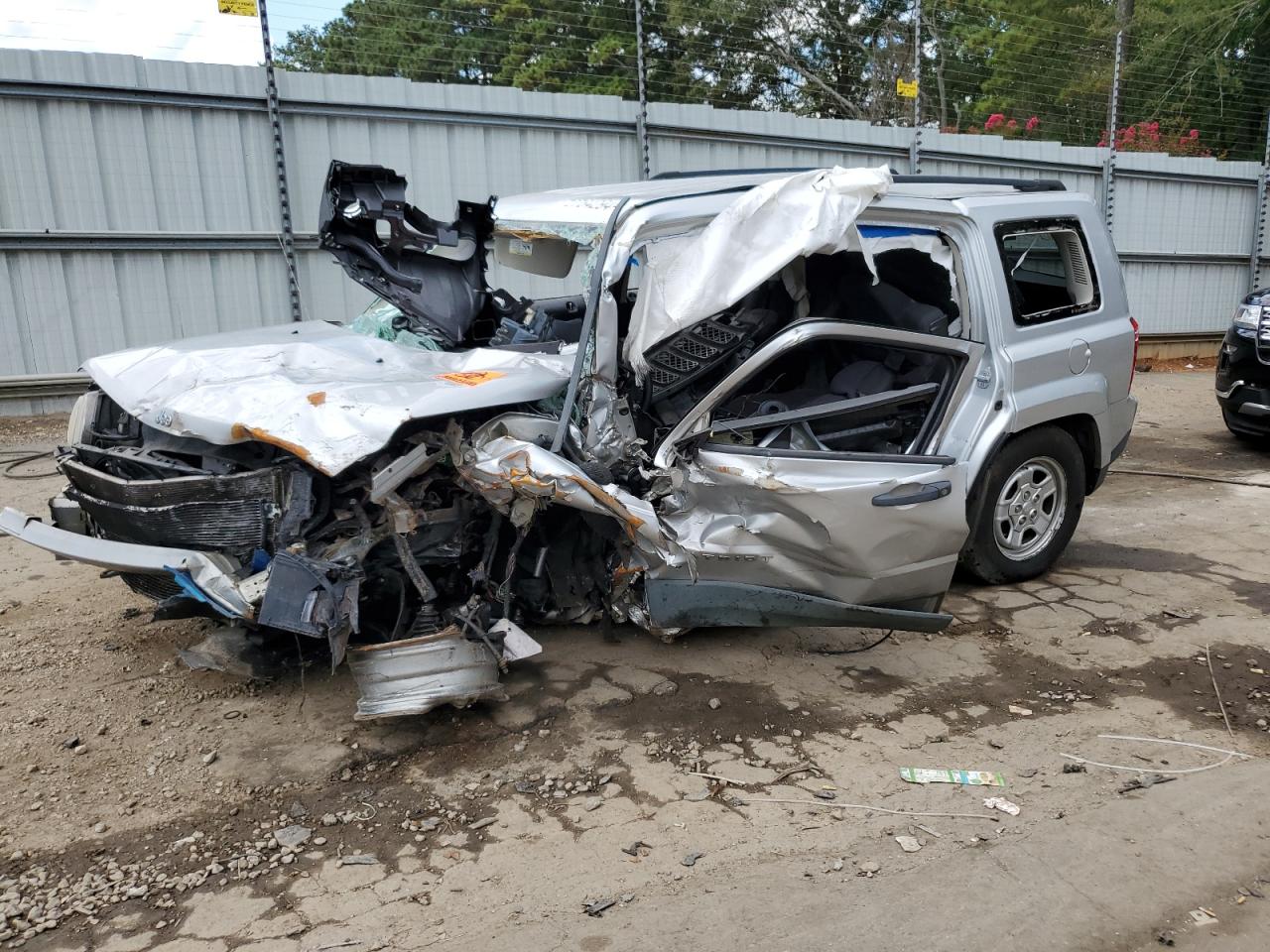 2011 Jeep Liberty (Patriot) VIN 1J4NT1GA0BD146406