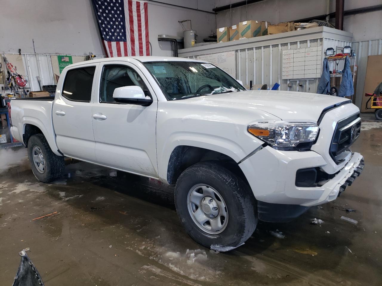 2022 Toyota Tacoma VIN 3TMCZ5AN9NM529817 Copart auction photo, front end / hail damage thumbnail 4