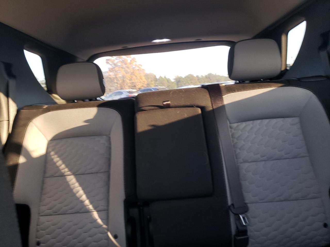 2018 Chevrolet Equinox VIN 2GNAXKEX4J6165664 Copart auction photo, rear end damage thumbnail 10