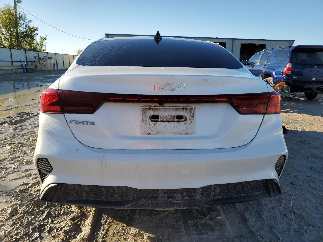 2023 KIA Forte VIN 3KPF24ADXPE505865 Copart auction photo, front end / minor dent/scratches damage thumbnail 6