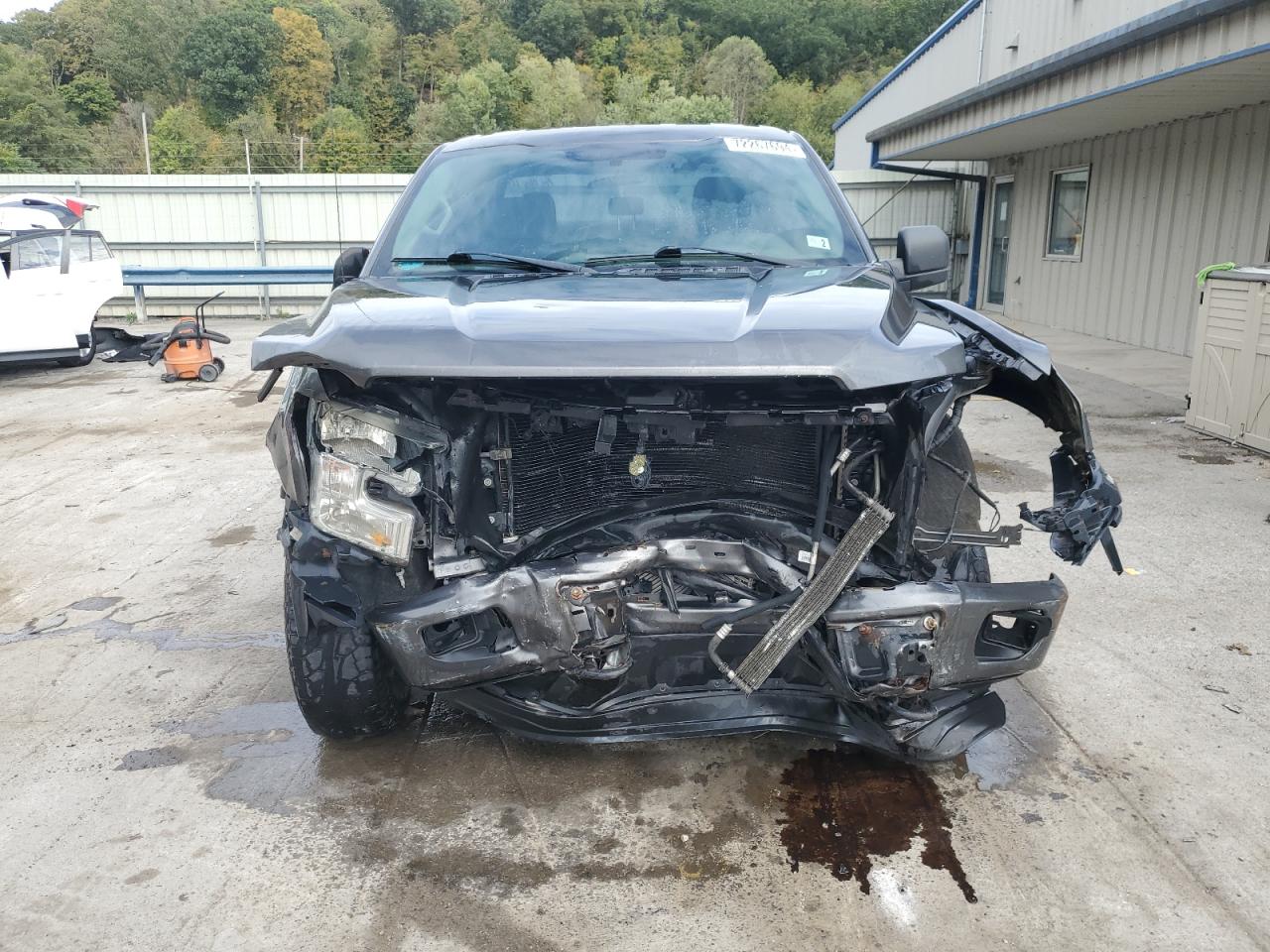 2015 Ford F-150 VIN 1FTEX1EP2FFB39601 Copart auction photo, front end / side damage thumbnail 5