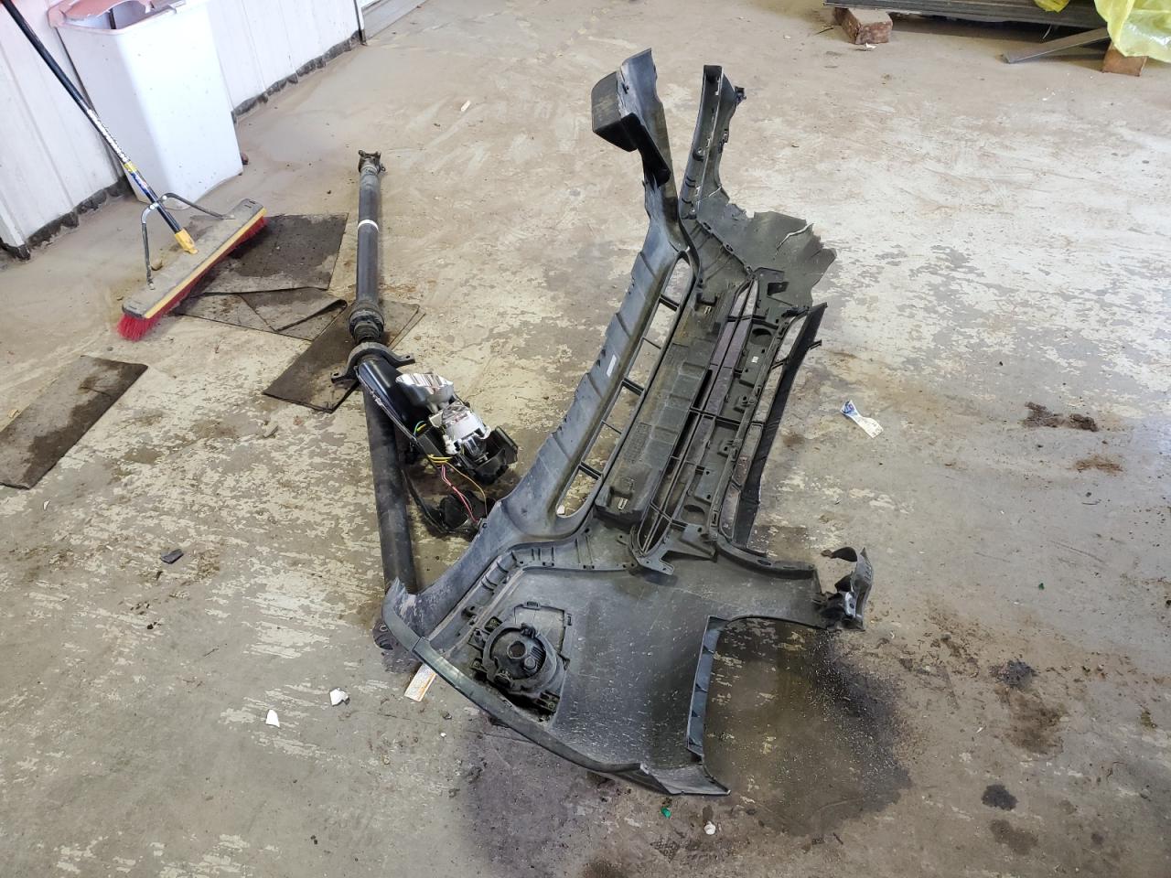 2011 Hyundai Santa Fe VIN 5XYZHDAG4BG043031 Copart auction photo, front end damage thumbnail 12