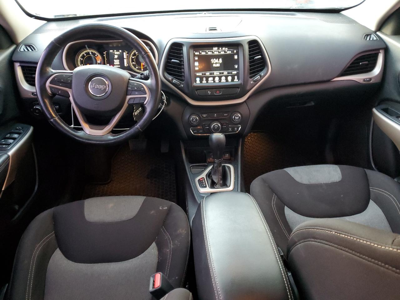 2018 Jeep Grand Cherokee VIN 1C4PJLCB4JD606096 Copart auction photo, rear end damage thumbnail 8