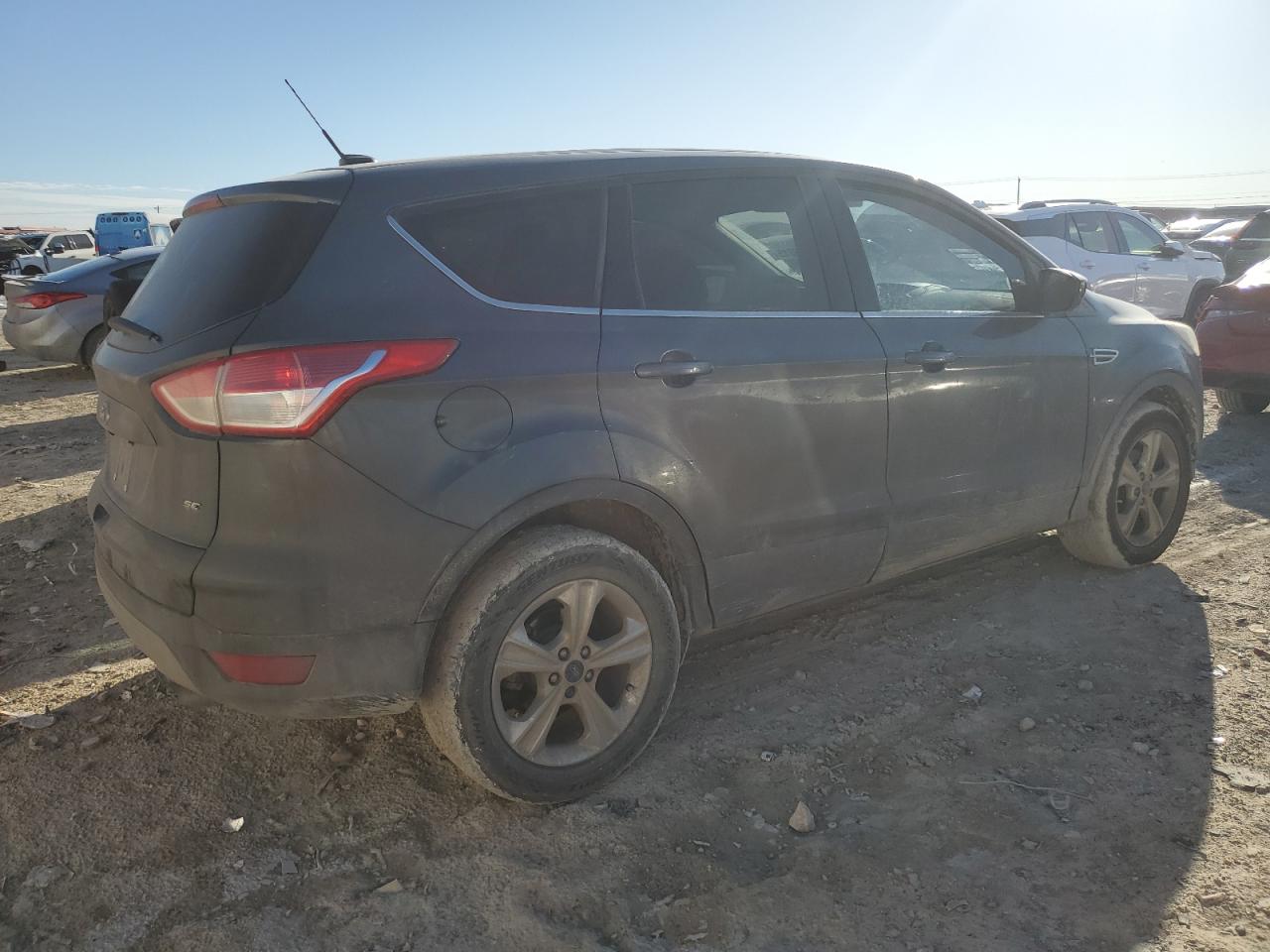 2016 Ford Escape VIN 1FMCU0G77GUA23262 Copart auction photo, front end / minor dent/scratches damage thumbnail 3