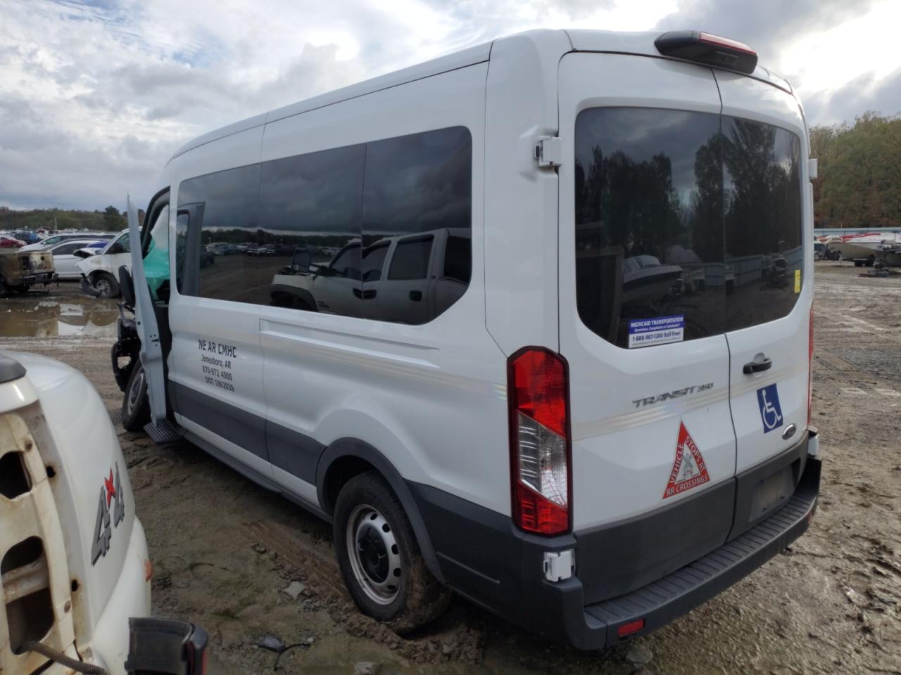 2022 Ford Transit VIN 1FDAX2C82NKA69339 Copart auction photo, front end damage thumbnail 2