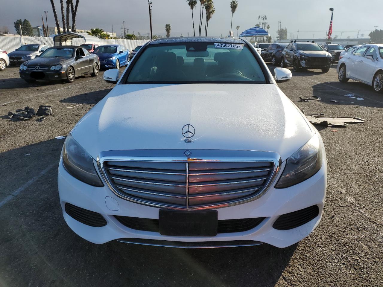2016 Mercedes-Benz C-klasse VIN 55SWF4HB9GU154920 Copart auction photo, minor dent/scratches damage thumbnail 5
