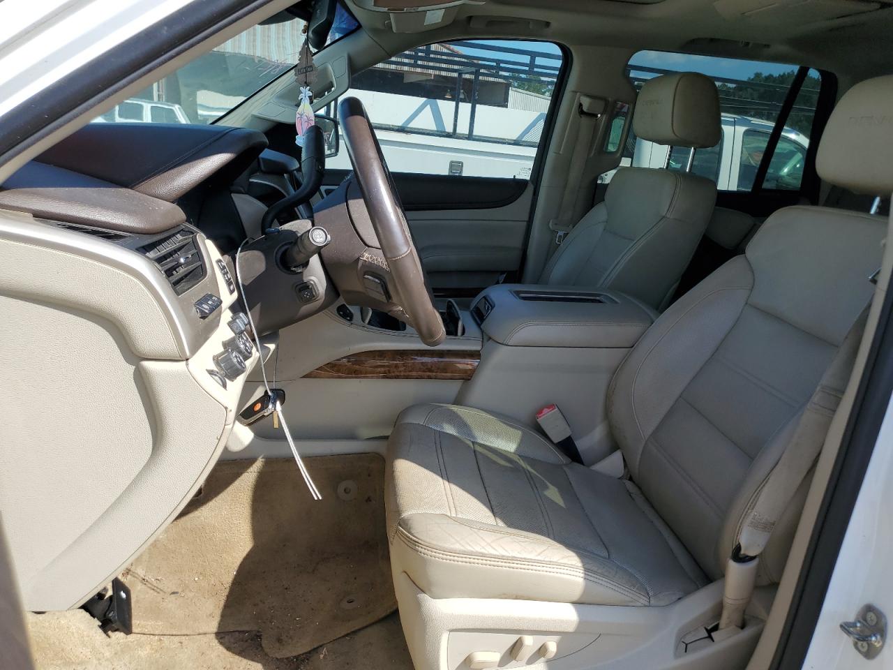 2015 GMC Yukon VIN 1GKS2CKJ0FR170586 Copart auction photo, minor dent/scratches damage thumbnail 7