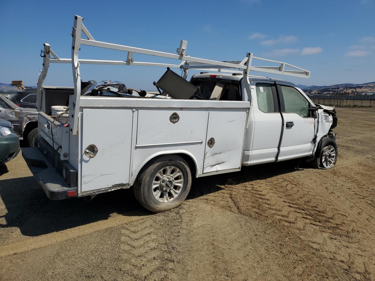 2021 Ford F250 VIN 1FD7X2B6XMEC49806 Copart auction photo, rollover damage thumbnail 3