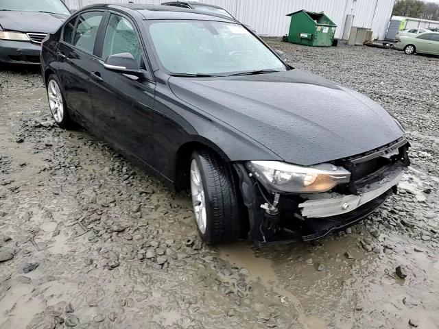 2015 BMW 3er VIN WBA3B5G56FNS17650 Copart auction photo, front end damage thumbnail 14