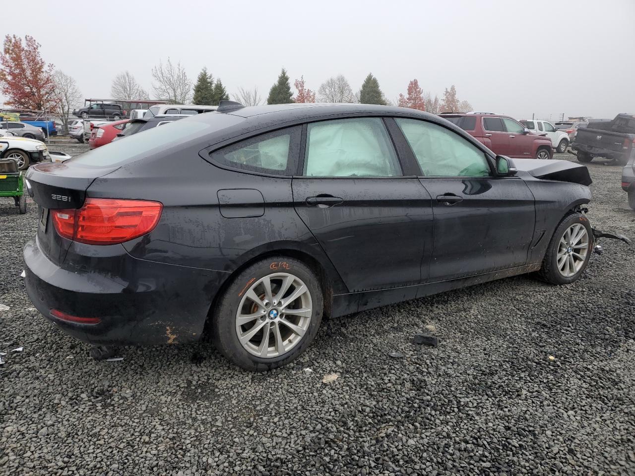 2015 BMW 3er VIN WBA8Z5C53FGS36216 Copart auction photo, front end / mechanical damage thumbnail 3