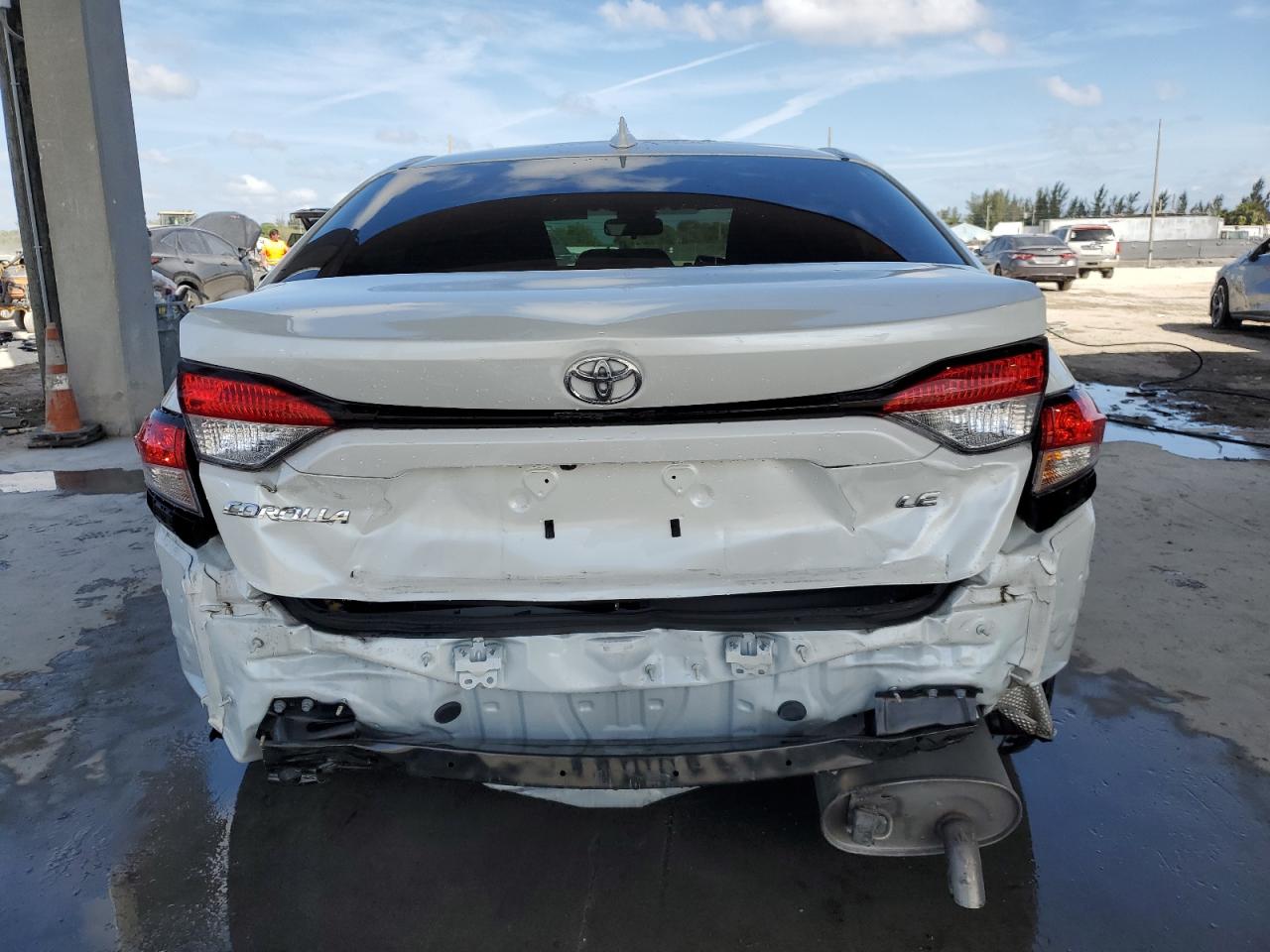 2022 Toyota Corolla VIN JTDEPMAE5N3003615 Copart auction photo, rear end / minor dent/scratches damage thumbnail 6