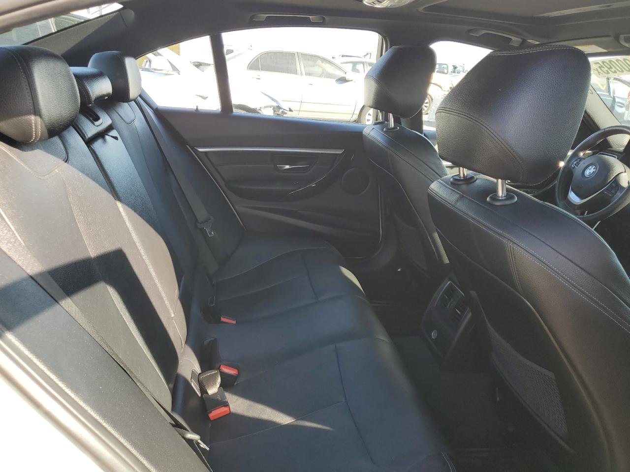 2017 BMW 3er VIN WBA8B9C51HK884830 Copart auction photo, mechanical damage thumbnail 10