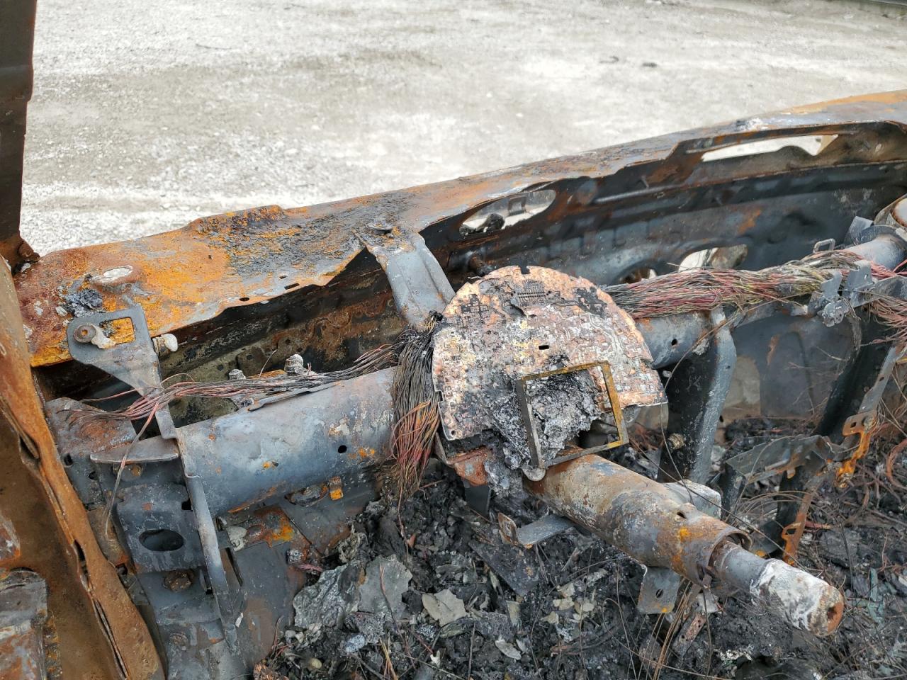 2016 Smart Fortwo VIN WMEFJ5DA9GK074606 Copart auction photo, burn damage thumbnail 9