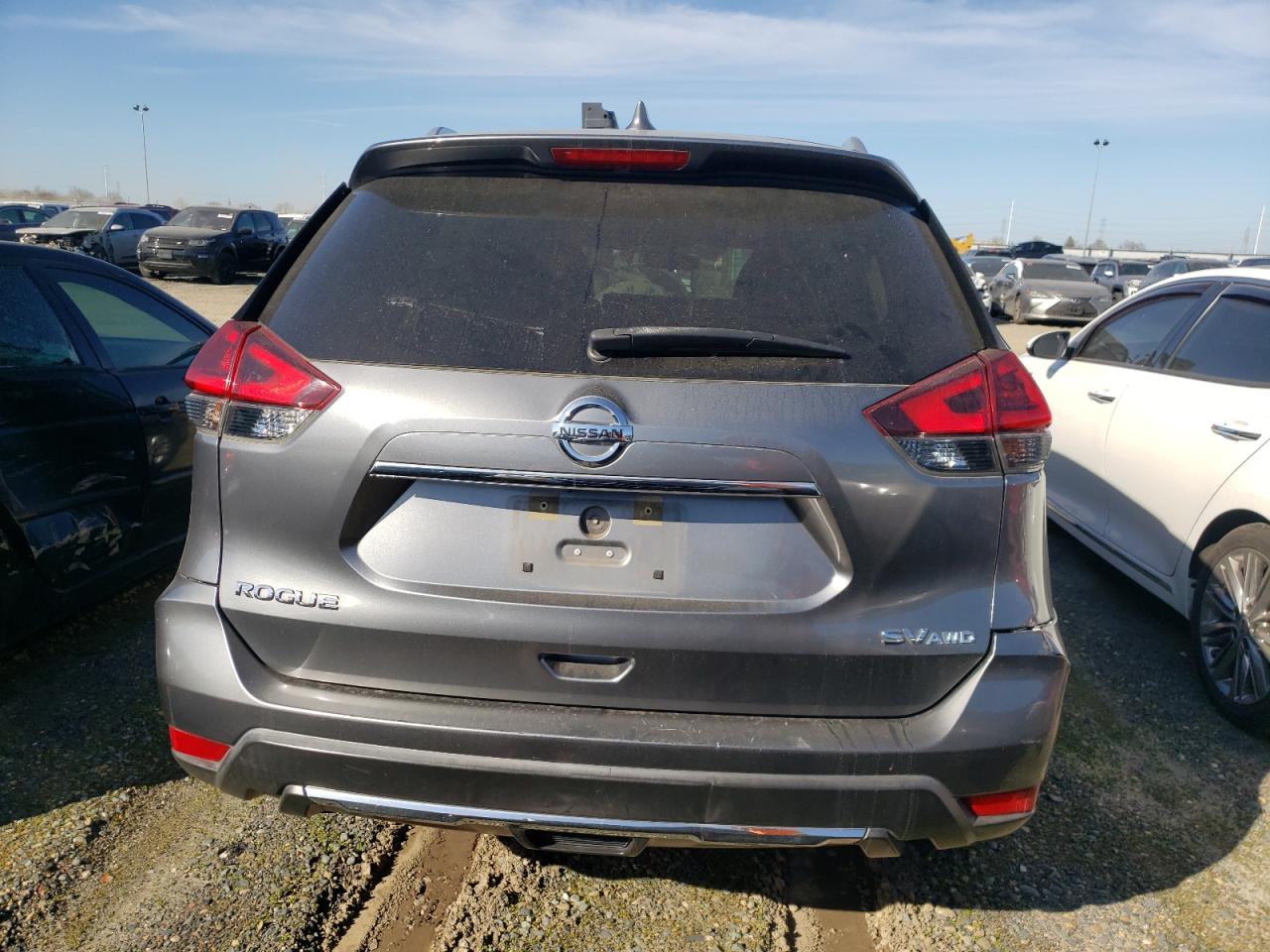 2018 Nissan Rogue VIN KNMAT2MV3JP555711 Copart auction photo, front end / rear end damage thumbnail 6
