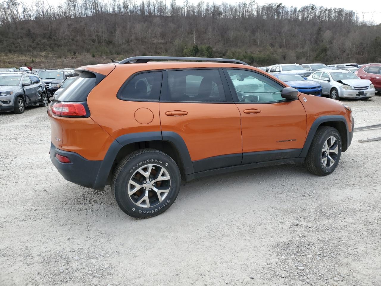 2015 Jeep Cherokee VIN 1C4PJMBS4FW569926 Copart auction photo, front end / side damage thumbnail 3