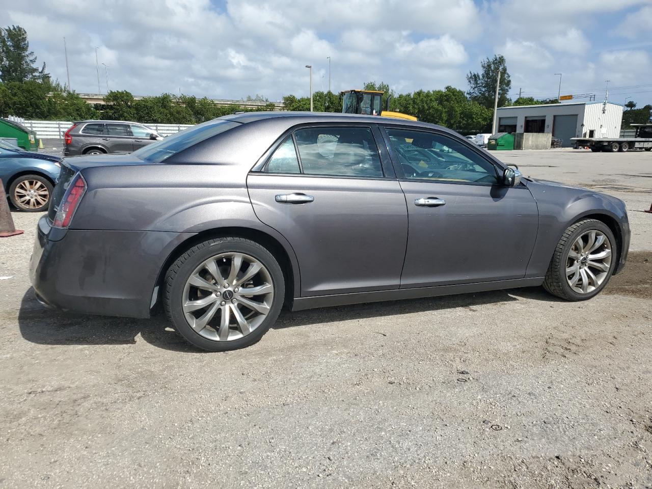 2014 Chrysler 300 VIN 2C3CCABG5EH380612 Copart auction photo, rear end damage thumbnail 3
