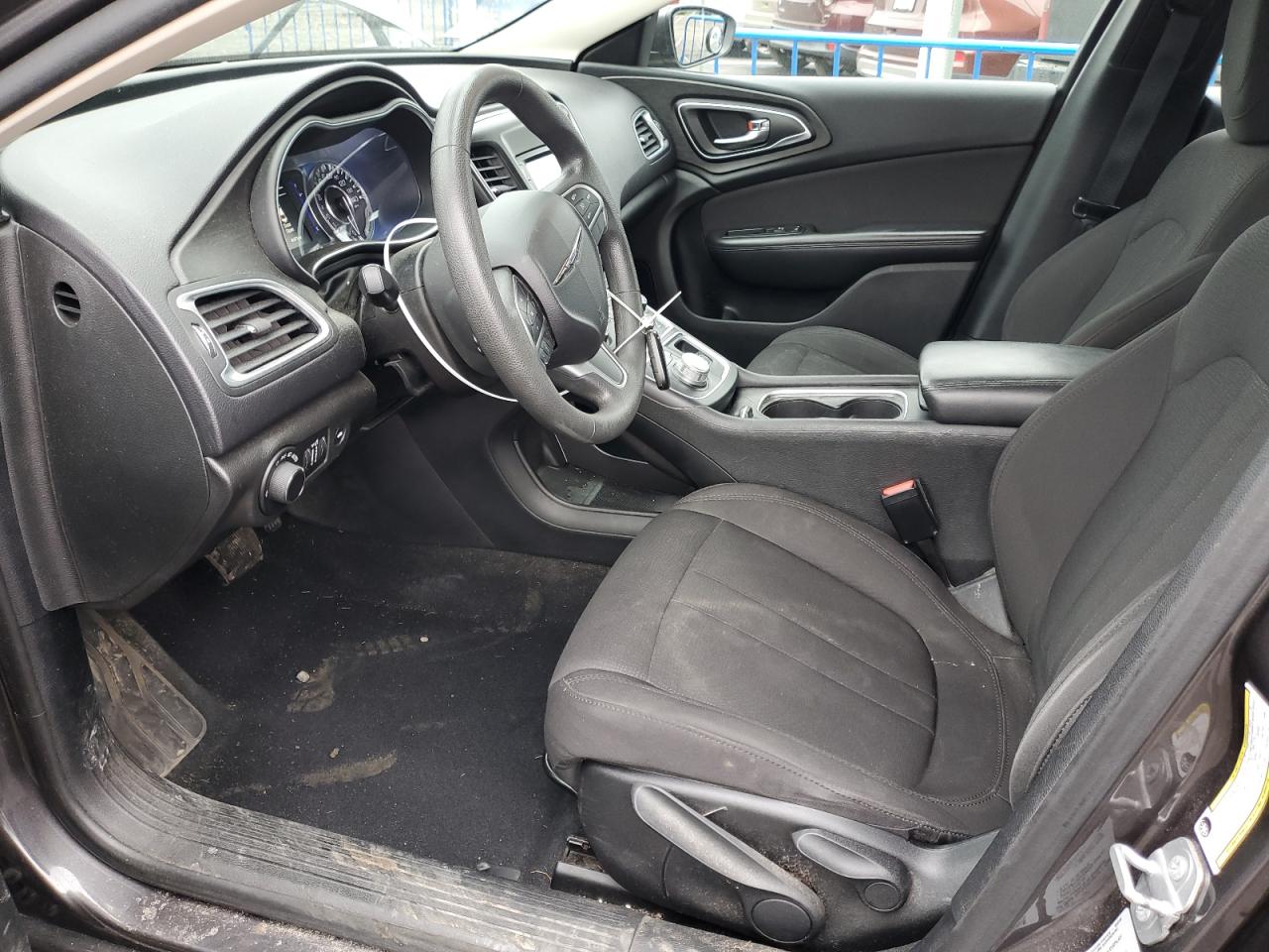 2015 Chrysler 200 VIN 1C3CCCAB9FN570813 Copart auction photo, front end / minor dent/scratches damage thumbnail 7