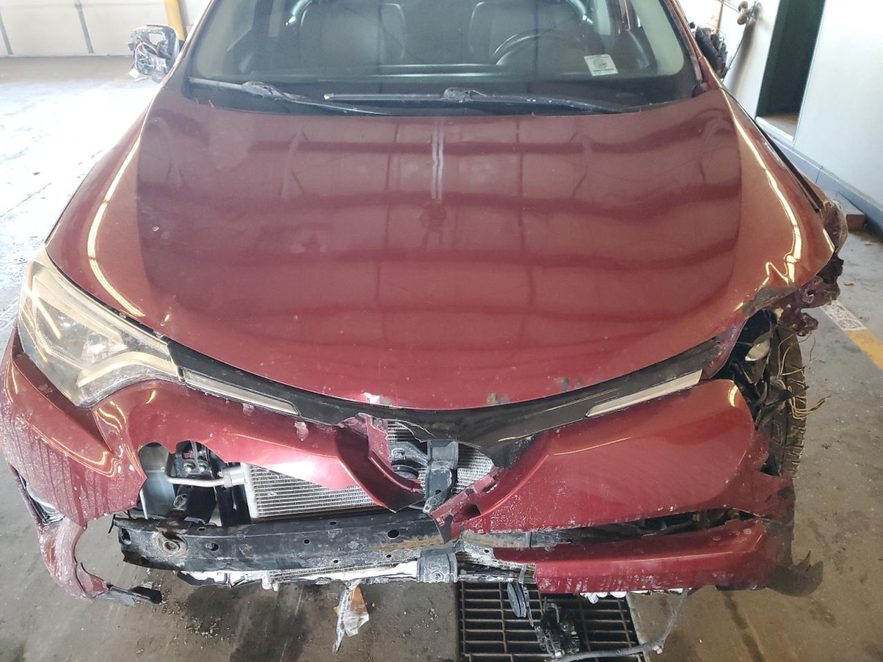 2018 Toyota RAV 4 VIN JTMDFREV3JD251999 Copart auction photo, all over damage thumbnail 14