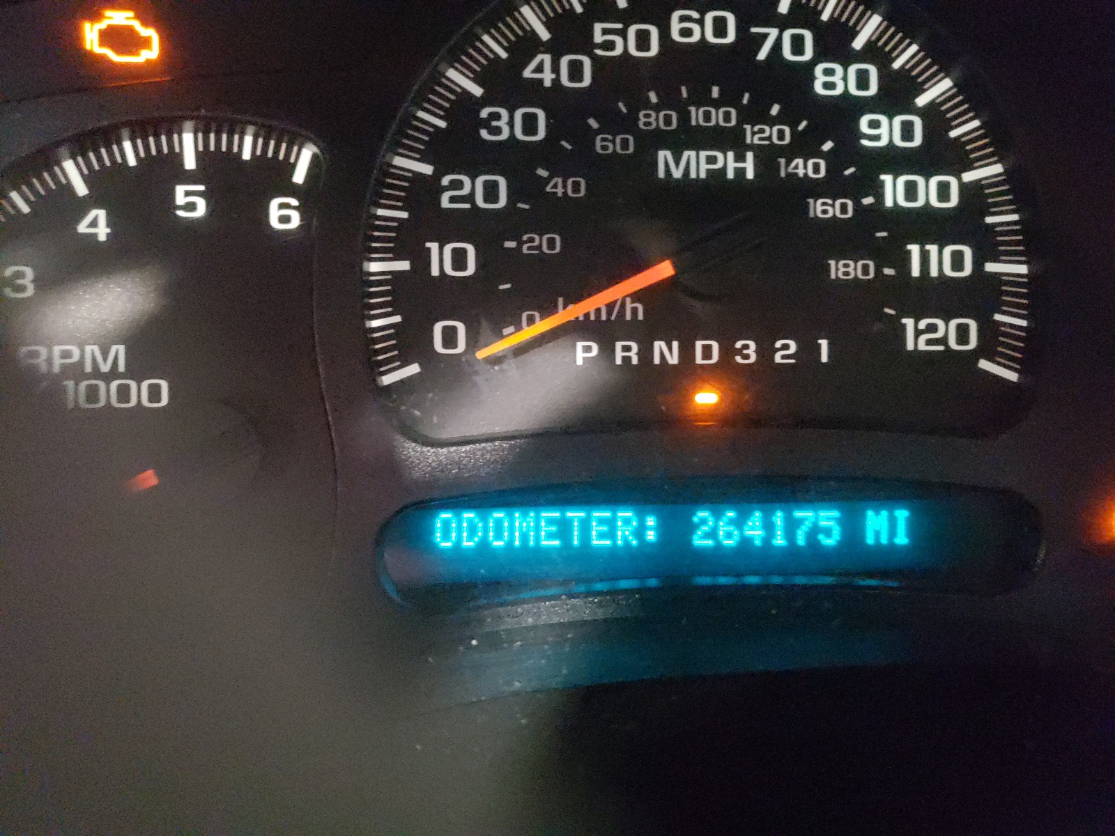 2006 Chevrolet Silverado VIN 1GCEK19Z76Z164440 Copart auction photo, front end / minor dent/scratches damage thumbnail 8