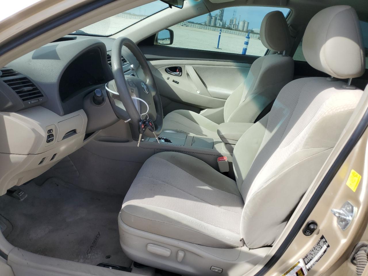 2011 Toyota Camry VIN 4T1BF3EK4BU196972 Copart auction photo, front end / minor dent/scratches damage thumbnail 7