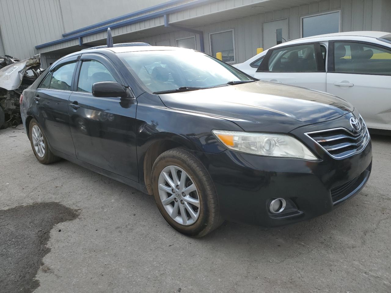 2011 Toyota Camry VIN 4T1BK3EK3BU130554 Copart auction photo, side damage thumbnail 4