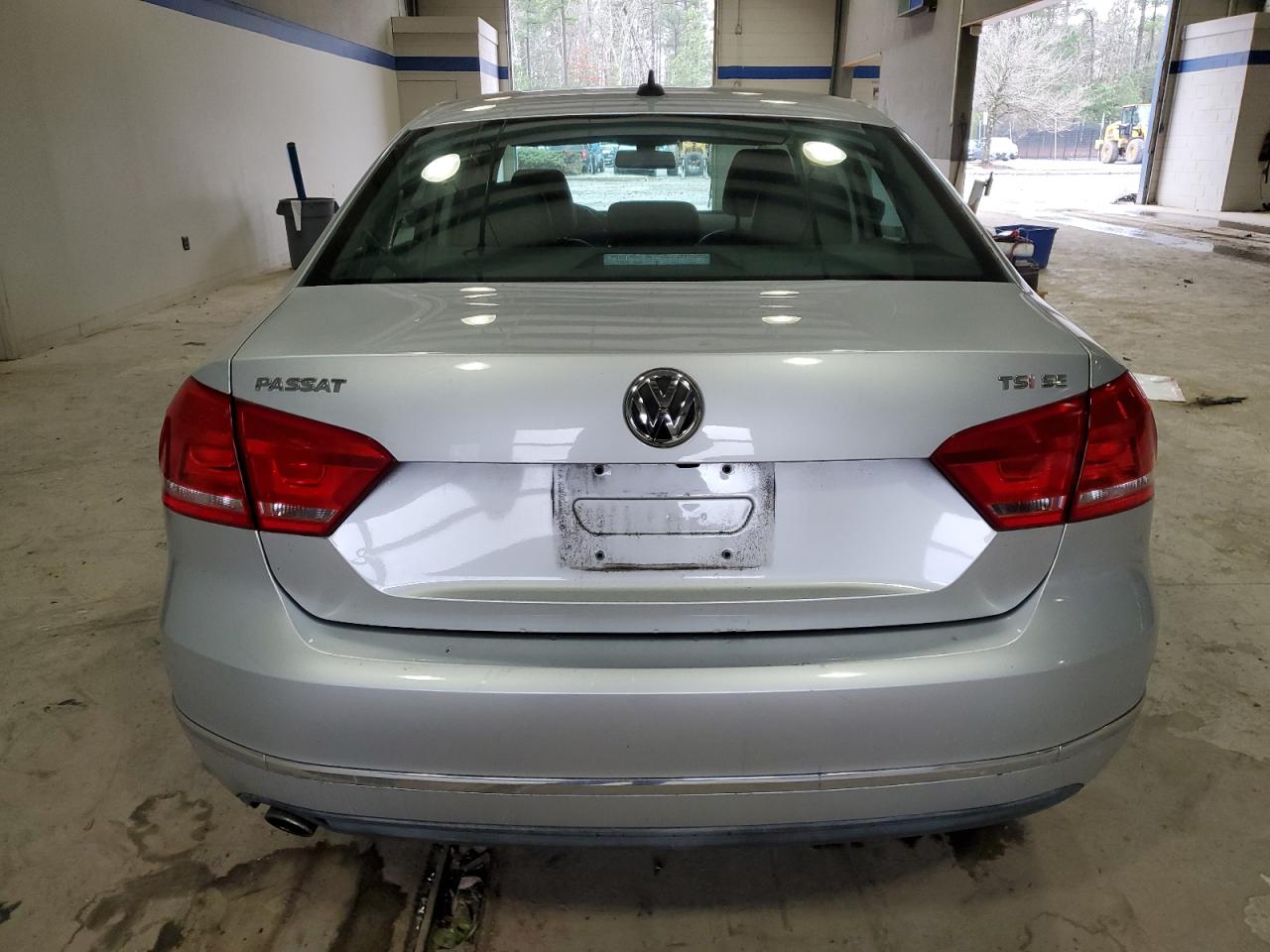 2015 Volkswagen Passat VIN 1VWBT7A35FC058370 Copart auction photo, side damage thumbnail 6
