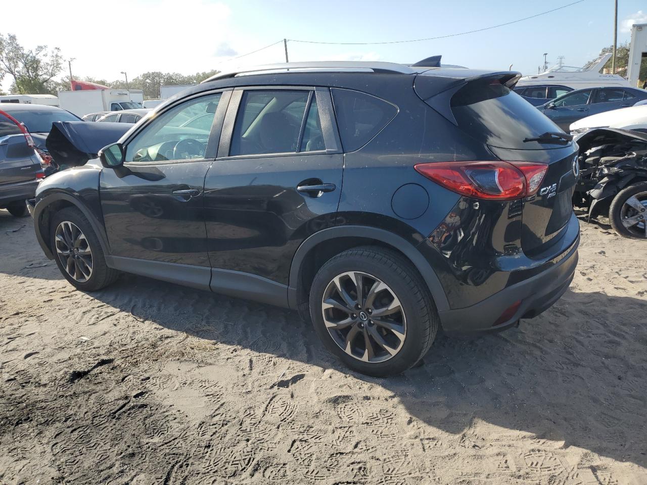 2016 Mazda CX-5 VIN JM3KE4DY6G0777141 Copart auction photo, front end / minor dent/scratches damage thumbnail 2