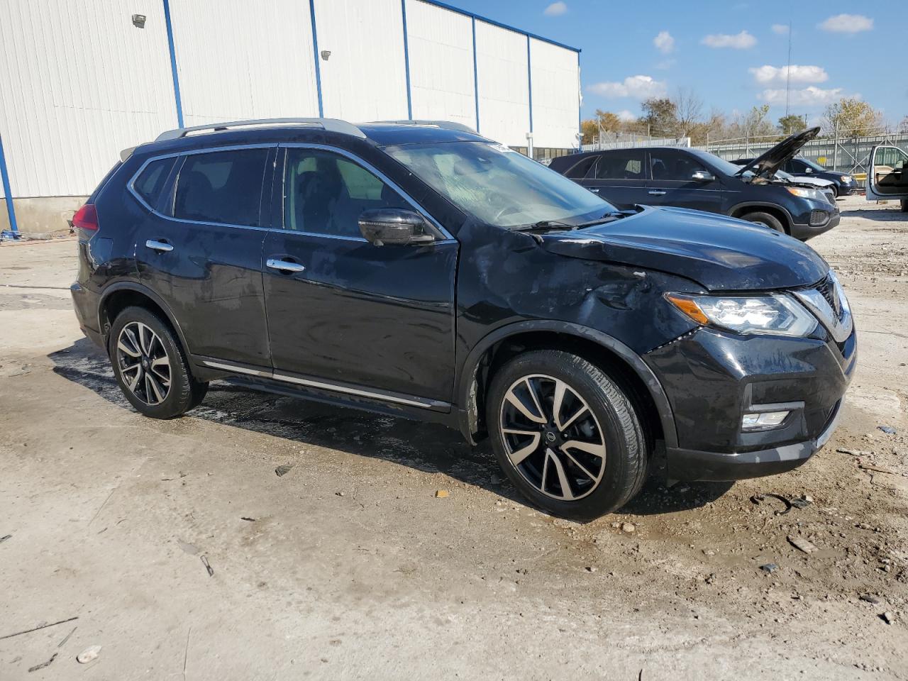 2020 Nissan Rogue VIN 5N1AT2MV0LC711595 Copart auction photo, front end damage thumbnail 4