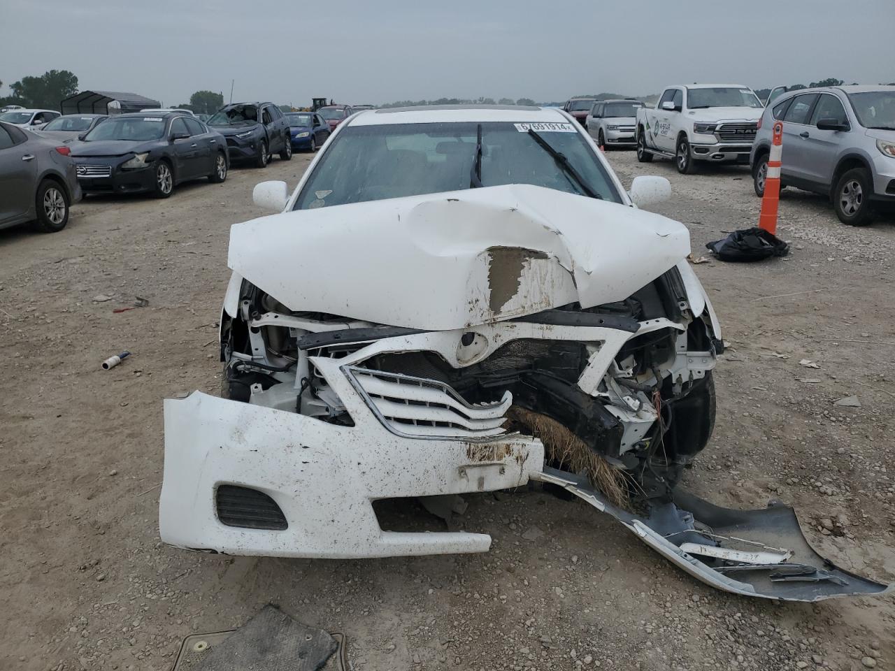 2011 Toyota Camry VIN 4T4BF3EK4BR090821 Copart auction photo, front end damage thumbnail 5