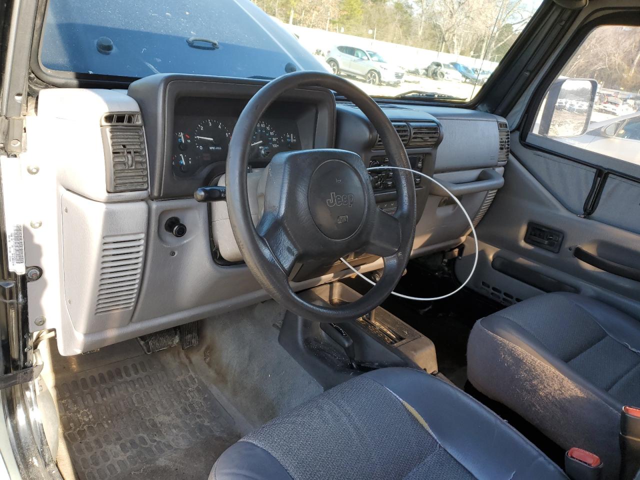 1998 Jeep Wrangler VIN 1J4FY29P0WP759496 Copart auction photo, front end / minor dent/scratches damage thumbnail 8