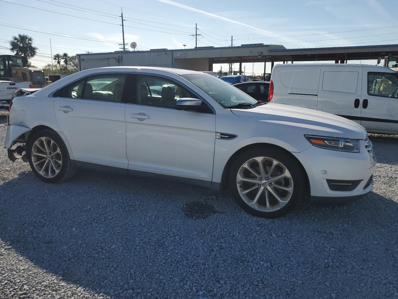 2018 Ford Taurus VIN 1FAHP2F85JG135450 Copart auction photo, rear end / front end damage thumbnail 4