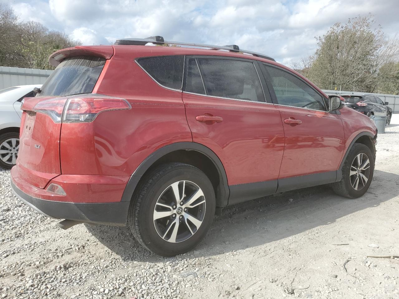 2017 Toyota RAV 4 VIN JTMWFREV6HJ107979 Copart auction photo, front end damage thumbnail 3