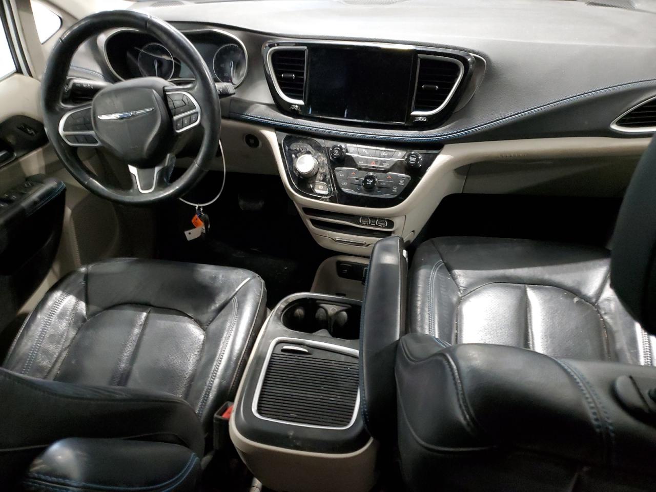 2021 Chrysler Pacifica VIN 2C4RC1BG2MR574402 Copart auction photo, front end / hail damage thumbnail 8