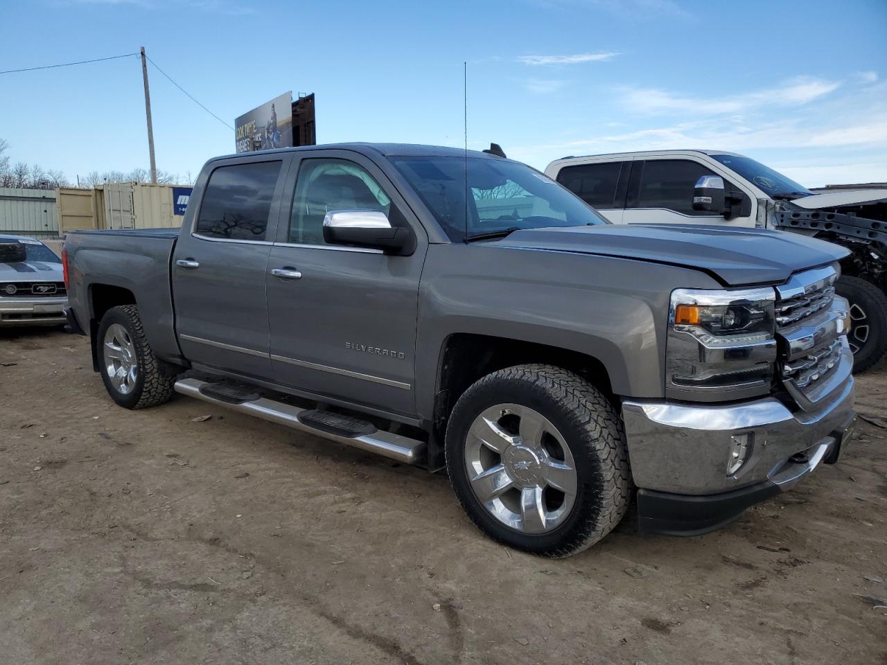 2017 Chevrolet Silverado VIN 3GCUKSEC2HG174492 Copart auction photo, front end / side damage thumbnail 4