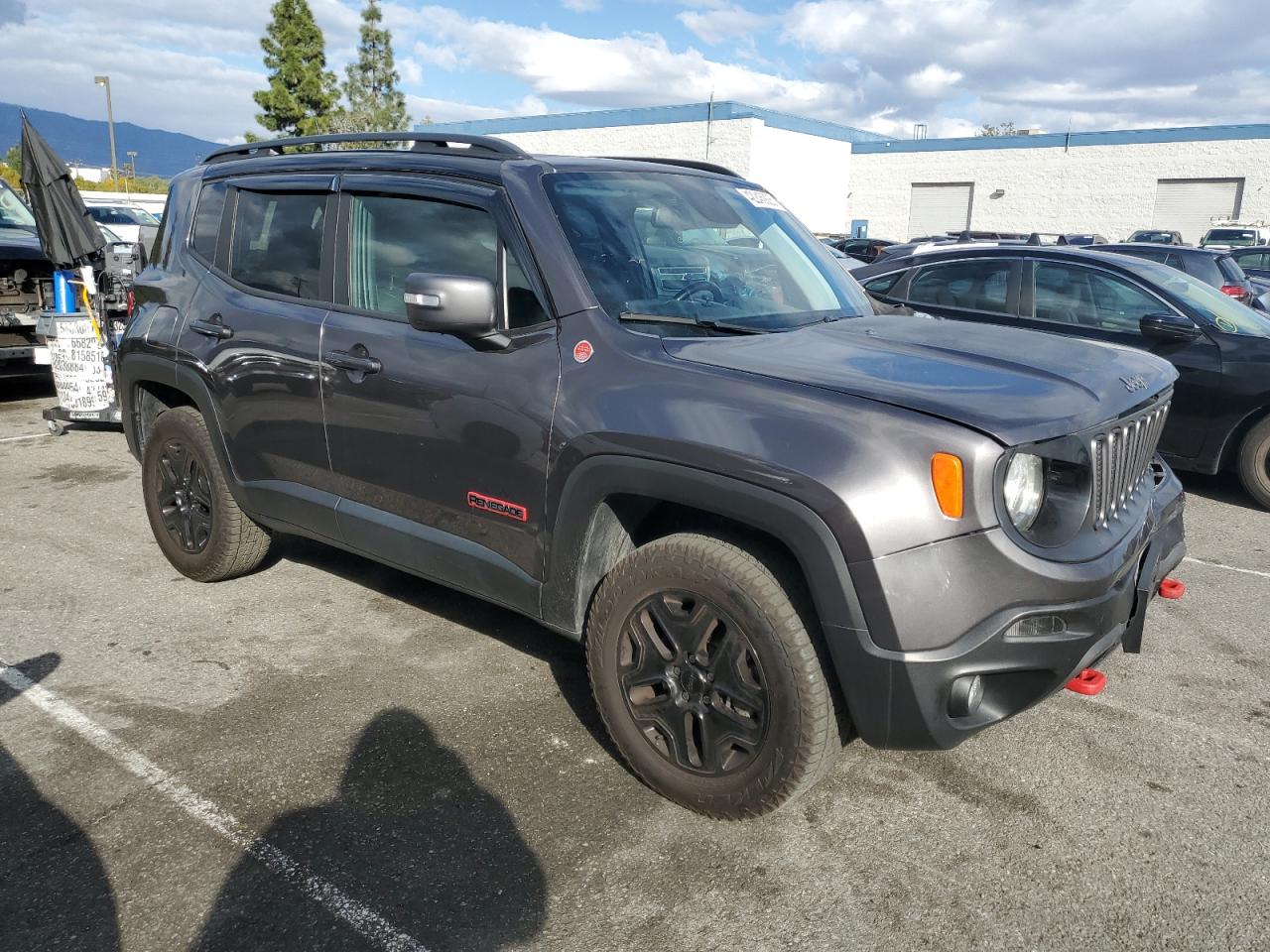 2018 Jeep Renegade VIN ZACCJBCB1JPH76670 Copart auction photo, front end damage thumbnail 4