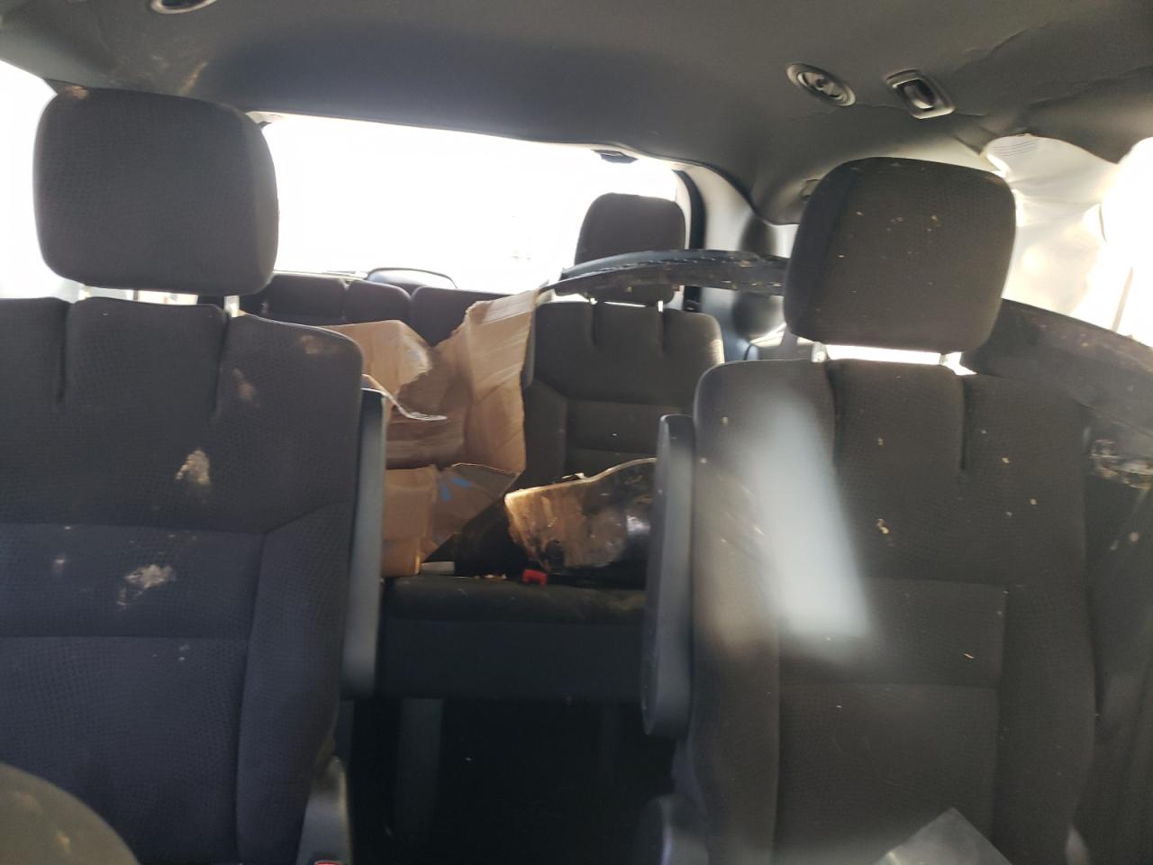 2019 Dodge Caravan VIN 2C4RDGBG6KR603283 Copart auction photo, all over / rollover damage thumbnail 10