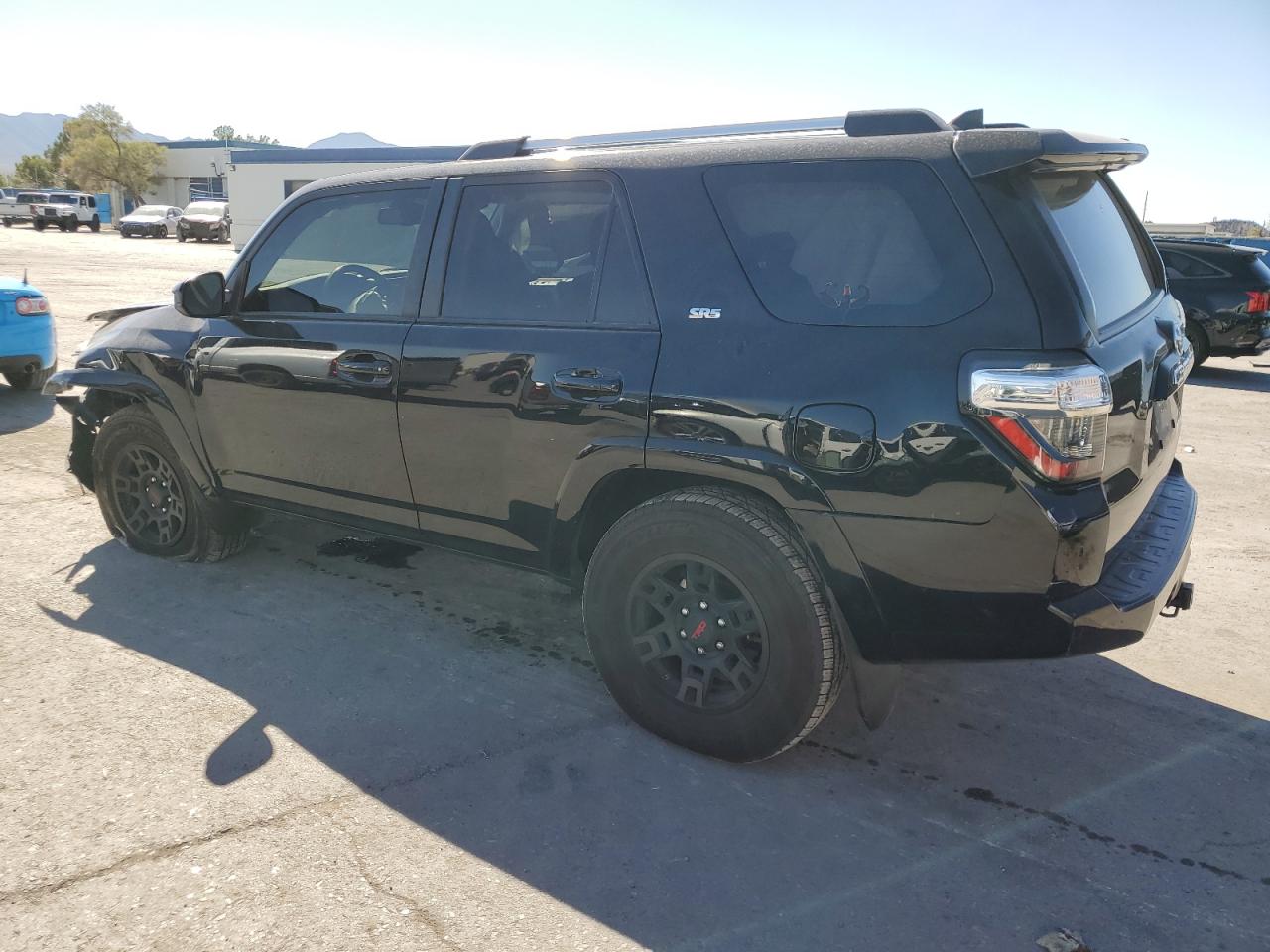 2020 Toyota 4Runner VIN JTEZU5JR8L5223153 Copart auction photo, front end damage thumbnail 2