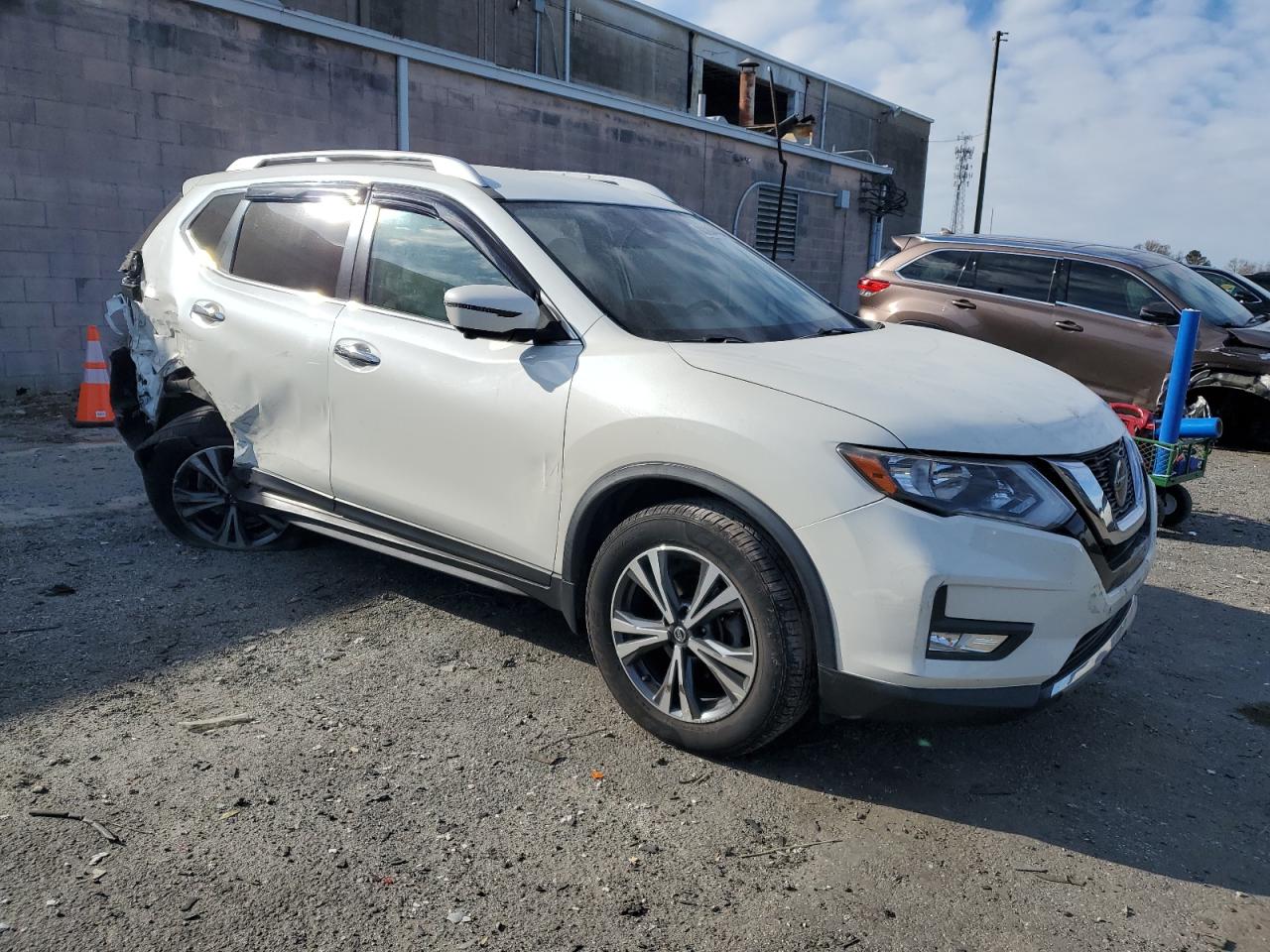 2019 Nissan Rogue VIN JN8AT2MVXKW388145 Copart auction photo, all over / undercarriage damage thumbnail 4