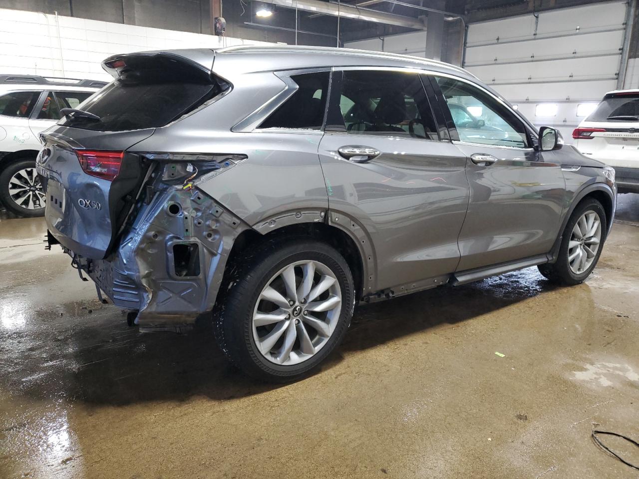 2019 Infiniti QX50 VIN 3PCAJ5M37KF142899 Copart auction photo, rear end / side damage thumbnail 3