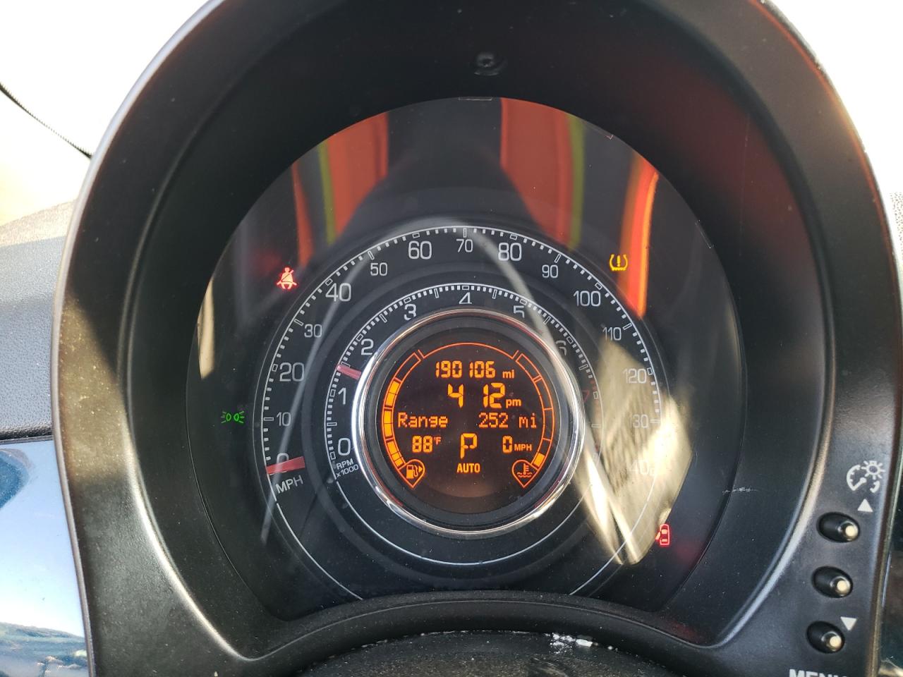 2013 Fiat 500 VIN 3C3CFFBR2DT574302 Copart auction photo, front end damage thumbnail 9