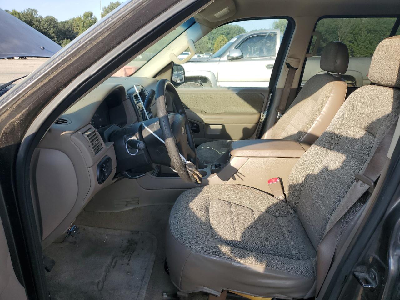 2005 Ford Explorer VIN 1FMZU62K25UB37613 Copart auction photo, side / minor dent/scratches damage thumbnail 7