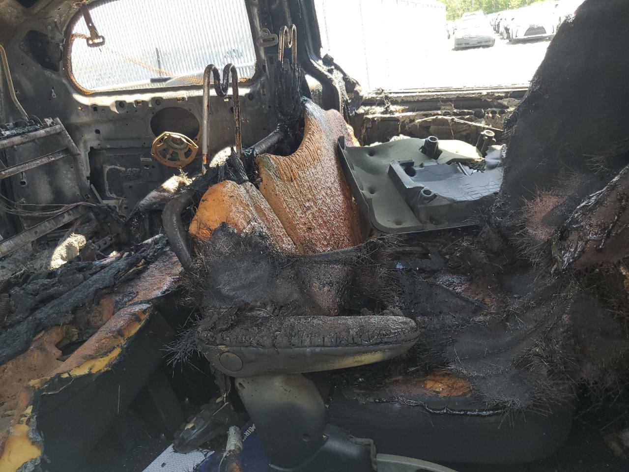 2013 Dodge Caravan VIN 2C4RDGBG3DR592245 Copart auction photo, burn damage thumbnail 11