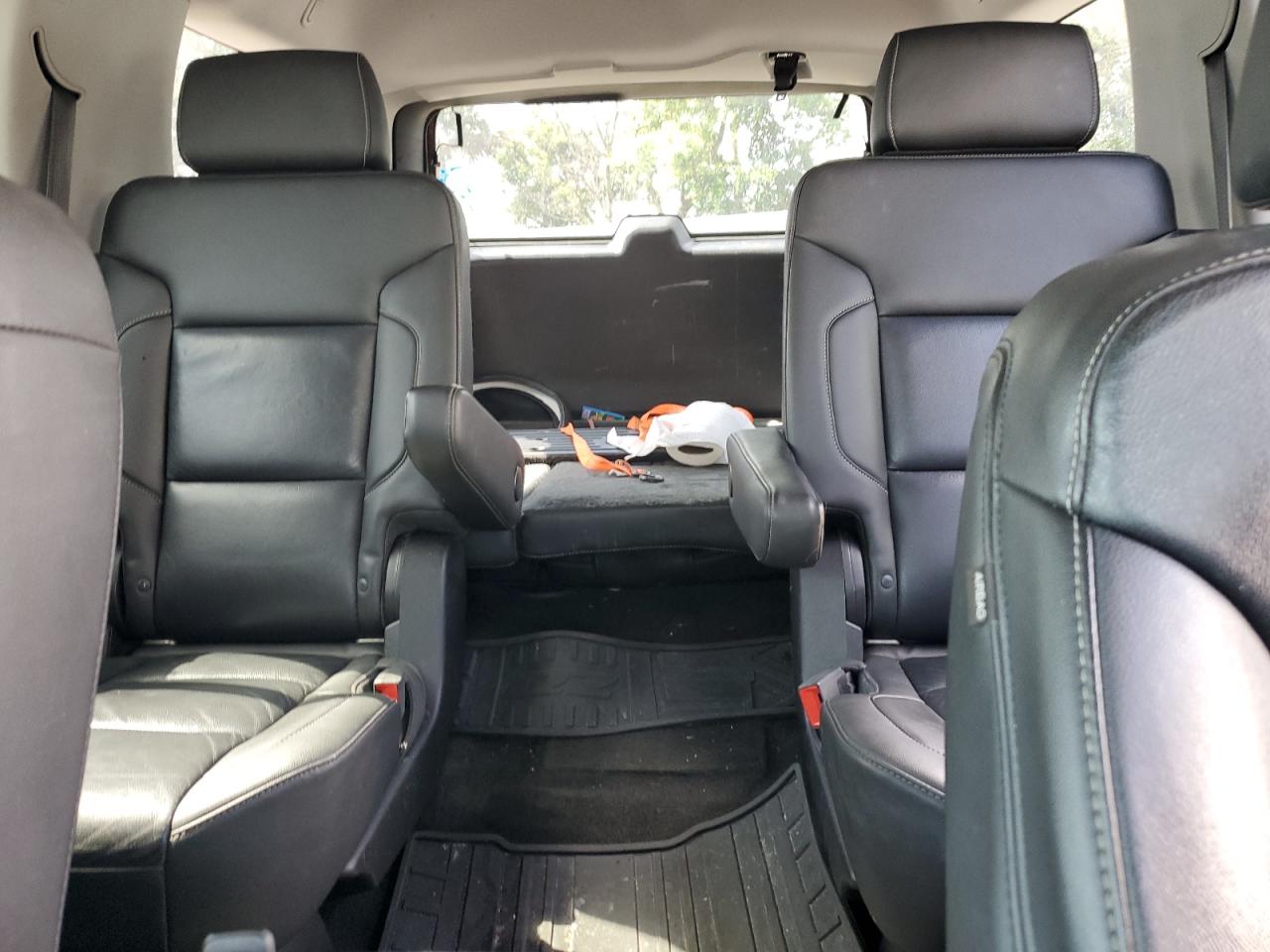 2018 Chevrolet Tahoe VIN 1GNSKBKCXJR327404 Copart auction photo, burn damage thumbnail 10